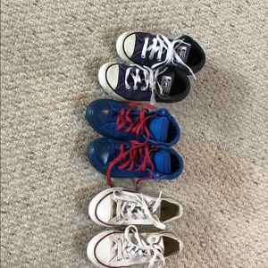 Boys converse youth size 1